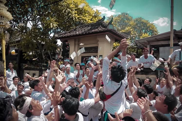 Mesuryak A Joyful Balinese Tradition To Honor Ancestors BaliTrekker